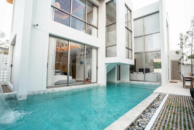 - LuxPride by Wallaya Villas