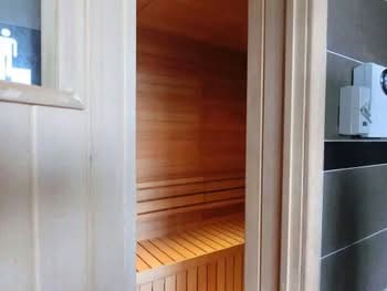 Residence 8