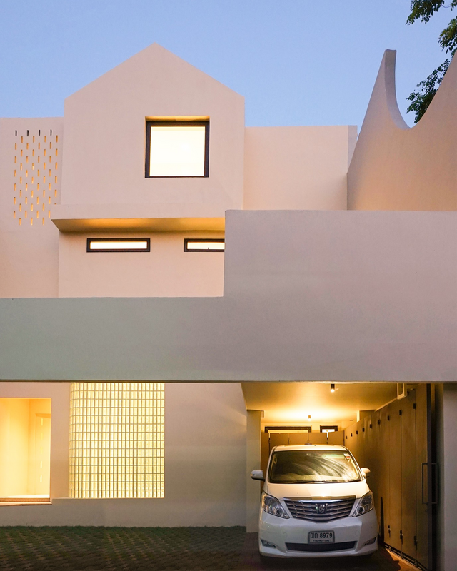 Root House Ari by Lesmo : รูทส์ เฮ้าส์ บาย เลสโม #0