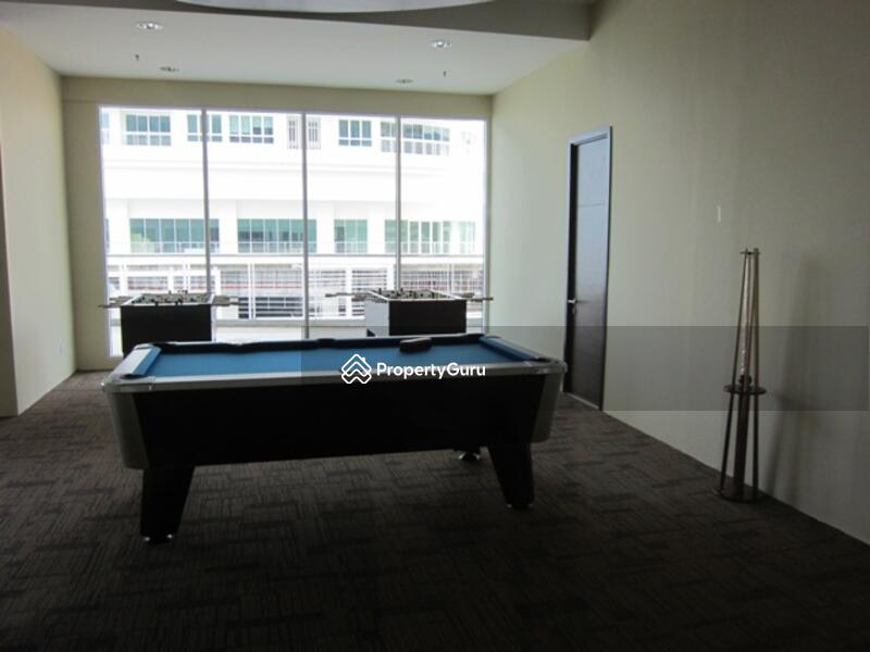For Sale - Gurney Paragon