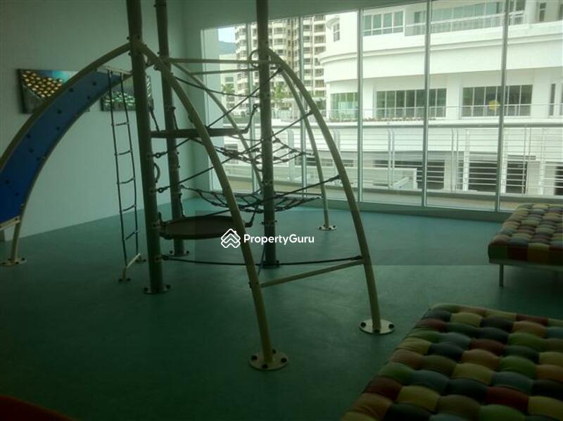 For Sale - Gurney Paragon