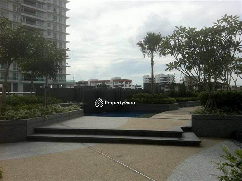 For Sale - Gurney Paragon