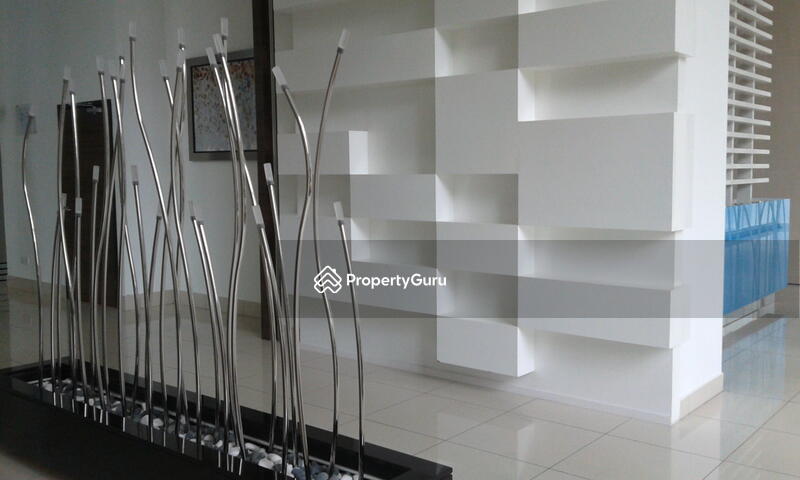 For Sale - Gurney Paragon