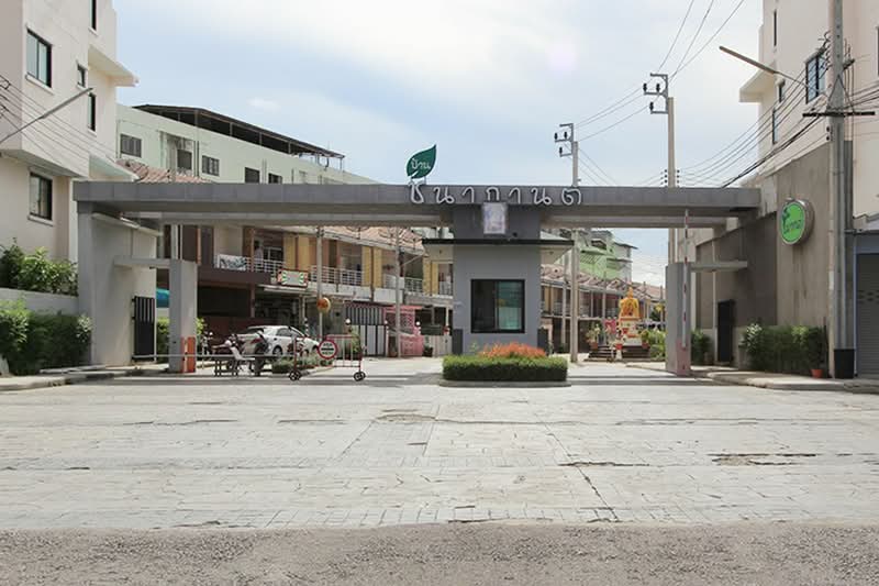 Baanchanakarn Phra Samut Chedi, Samut Prakan, Suksawat Road, Laem Fa Pha, Phra Samut Jadee, Samut Prakan, 2 Bedrooms, 120 sqm, Townhouse For Sale, by AJHOMECENTER - คุณติ๊ก, 500163766 - DDproperty.com