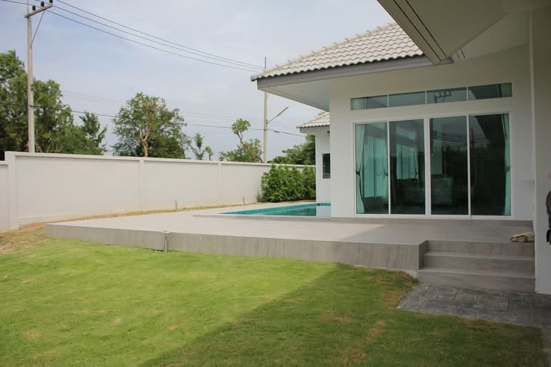 Nibbana Shade : นิบบาน่า เชด