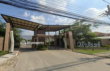 Baan Varapirom Lumlukka-Klong 3 : บ้านวราภิรมย์ ลำลูกกา-คลอง 3 
