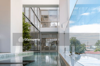 The Residence : เดอะ เรสซิเดนซ์
