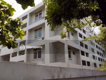 Lalivan Court : ลาลิวานซ์ คอร์ท