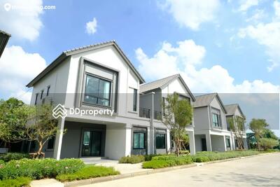 - Britania Tiwanon-Ratchaphruek : บริทาเนีย ติวานนท์-ราชพฤกษ์