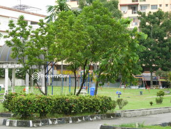 Pangsapuri Putra Raya