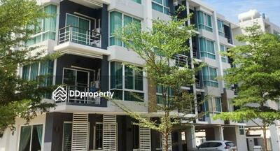 - OnePlus Condominium Suandok 1,2,3