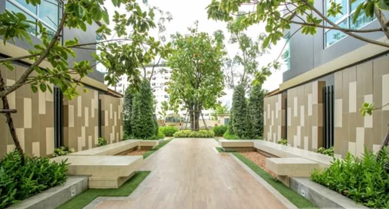 MetroLuxe Paholyothin-Sutthisan : เมโทรลักซ์ พหลโยธิน-สุทธิสาร 