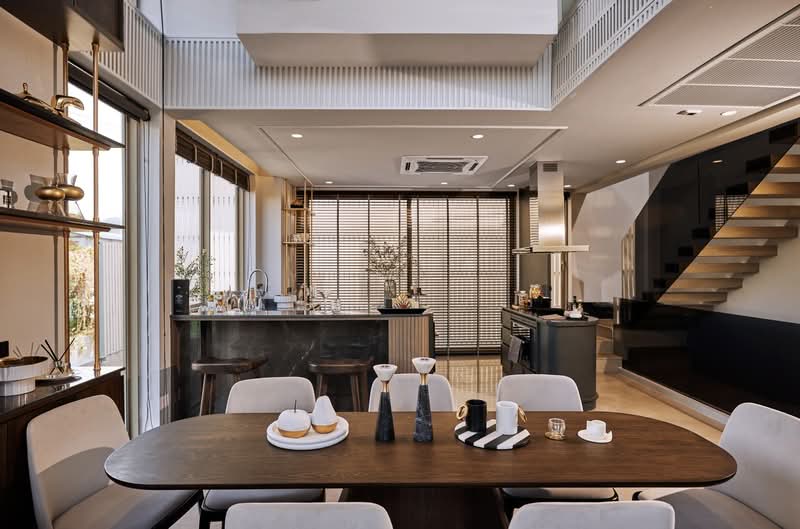 Luka Residence Ekamai