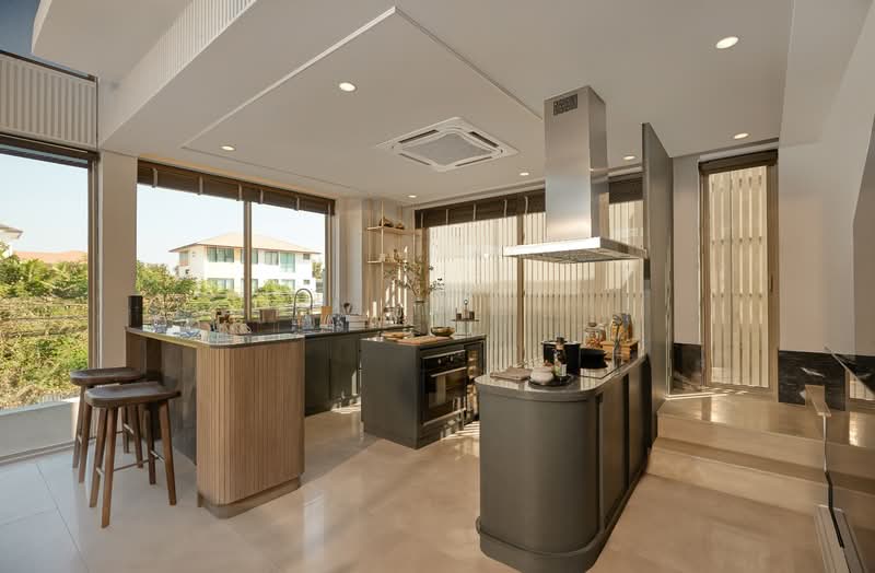 Luka Residence Ekamai