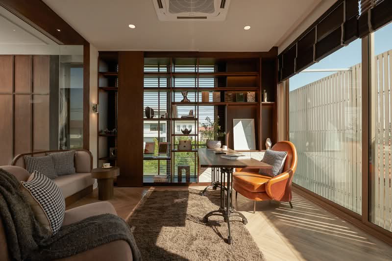 Luka Residence Ekamai