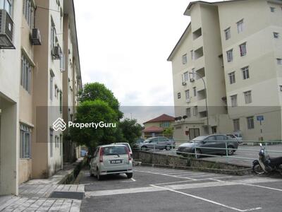 - Pangsapuri Segar Perdana