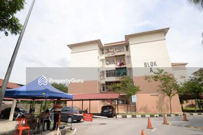 - Mutiara Perdana (Mutiara Court)