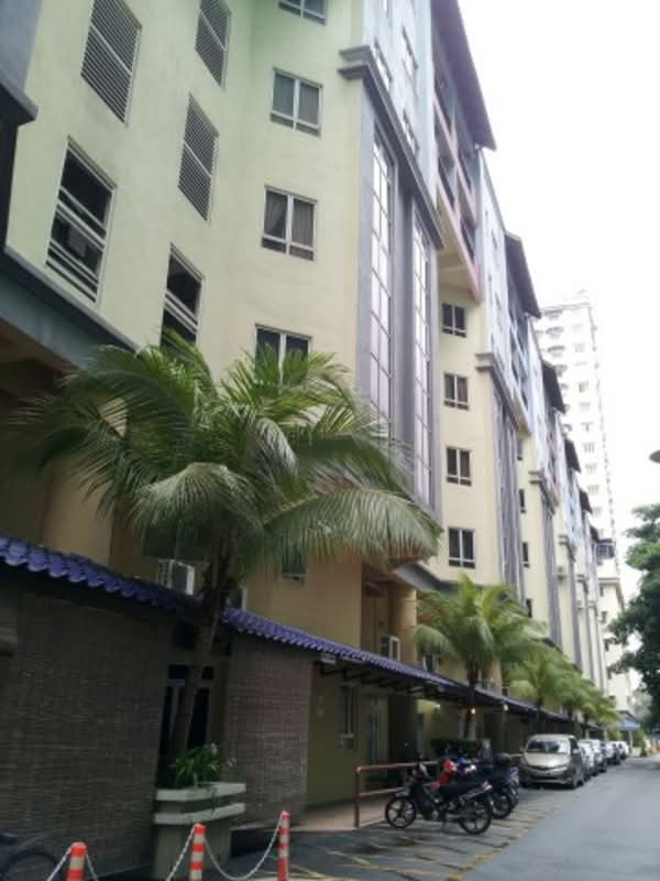Megan Ambassy - iProperty.com.my