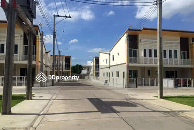 - Golden Town Suksawat-Buddha : โกลเด้น ทาวน์ สุขสวัสดิ์-พุทธบูชา