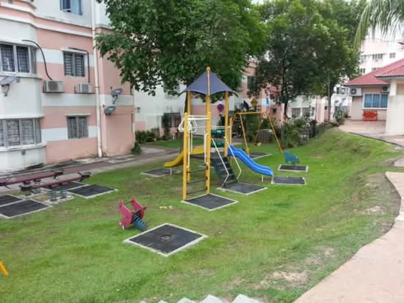 Pangsapuri untuk Dijual di Pangsapuri Mutiara Subang - Zed Bu - PropertyGuru.com.my