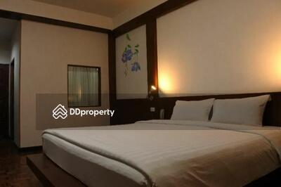  - The Executive House