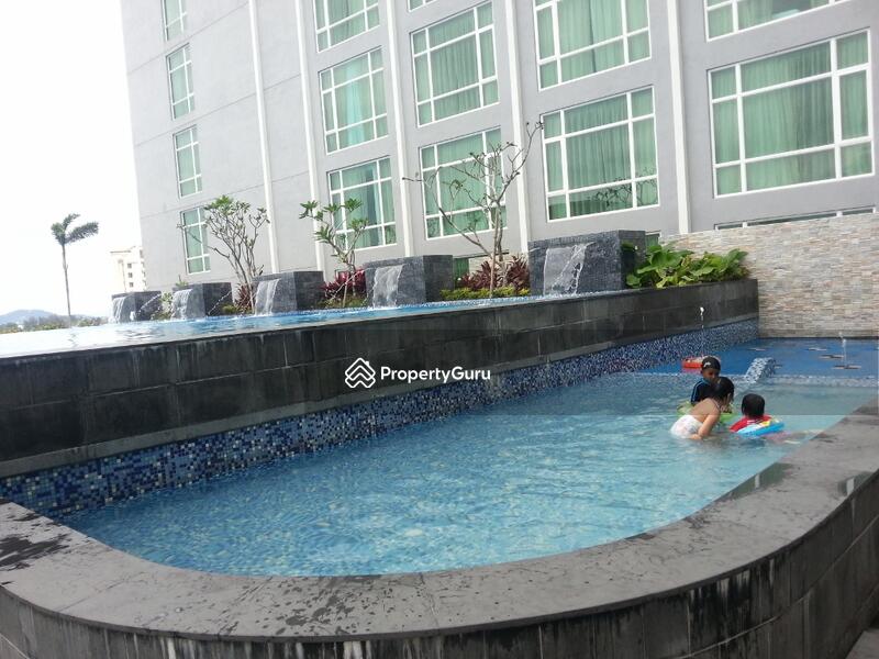 Hatten Square #0