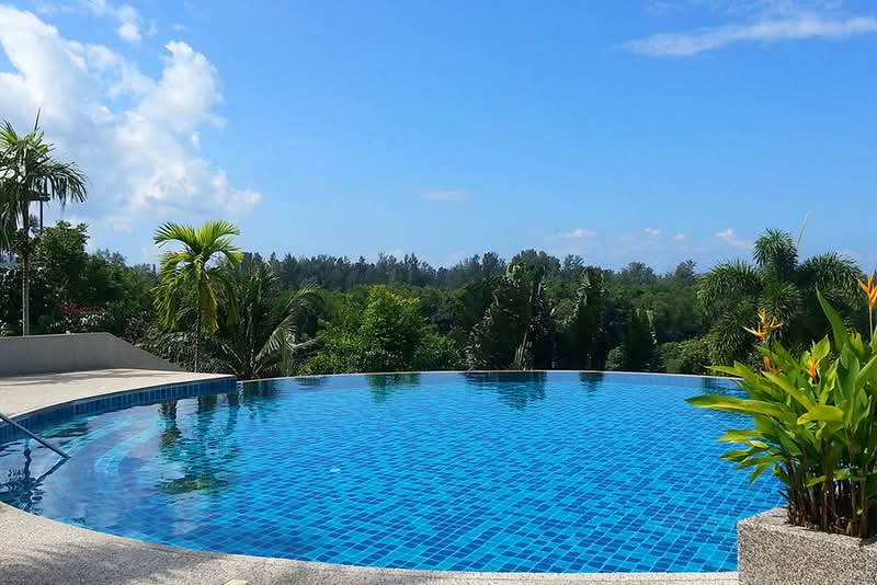 Layan Gardens