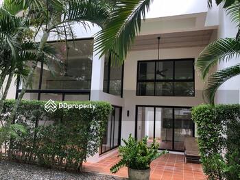 Casa Dang Hua Hin : คาซ่าแดง หัวหิน