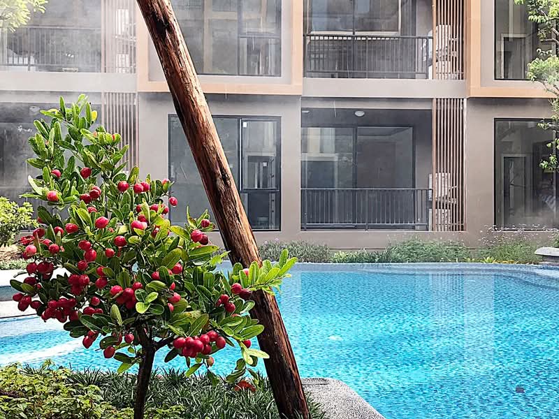 The 8 Condominium