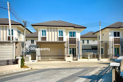 - The Grand Park : เดอะ แกรนด์ พาร์ค