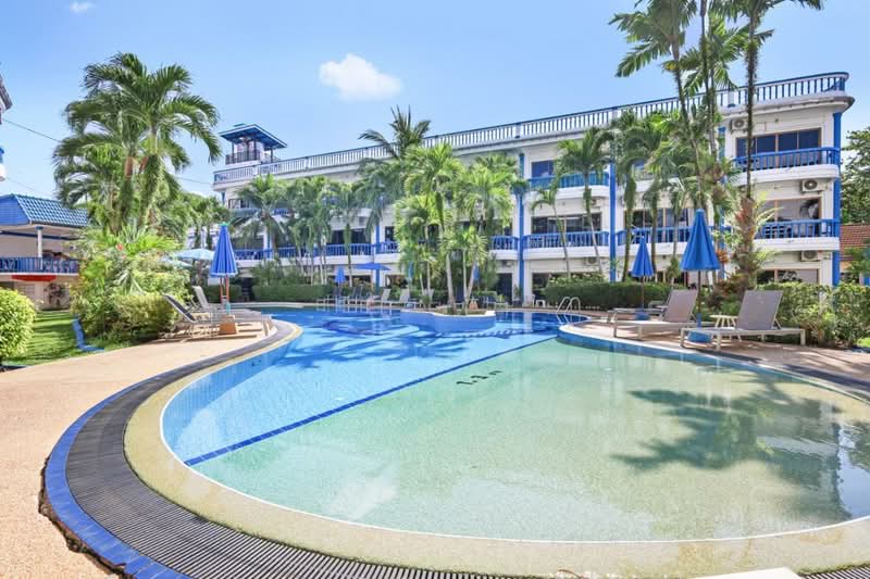The Club Residence