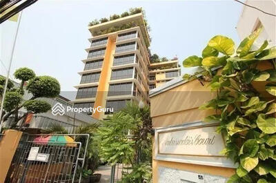 - Ambassador's Court : แอมบาสเดอร์ส คอร์ท