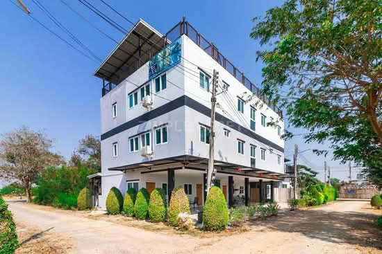 Rim Nam Resort : ริมน้ำรีสอร์ท เดอะริว่า