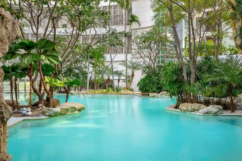 Dusit Suites Ratchadamri Bangkok