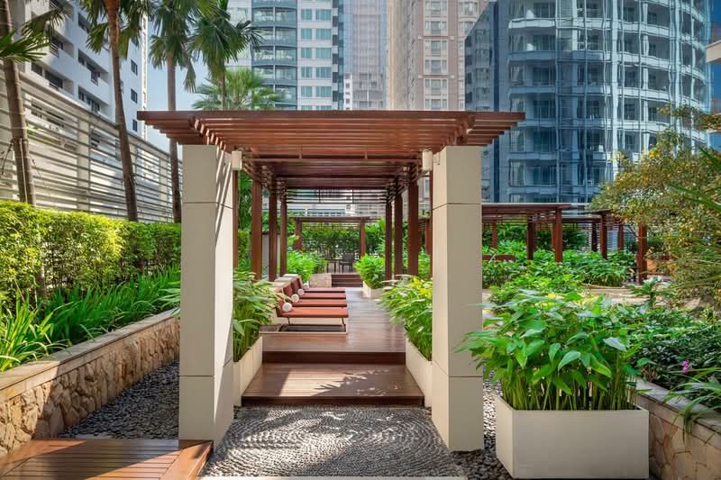 Dusit Suites Ratchadamri Bangkok