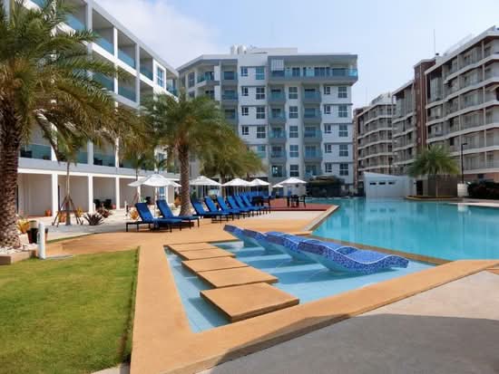 Grand Blue Condominium : แกรนด์ บลู คอนโดมิเนียม