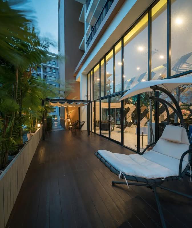 Capetown Sriracha Condo &amp; Residence