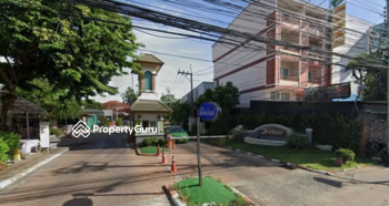 Warapirom Watcharaphol : วราภิรมย์ วัชรพล				