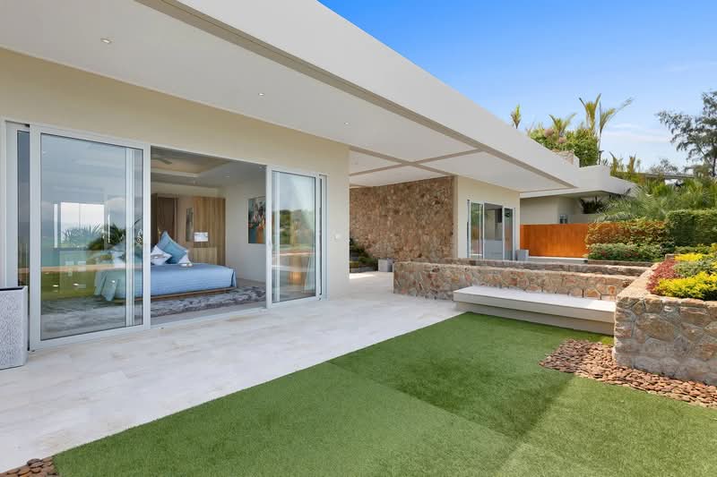 Villa Blue Amber