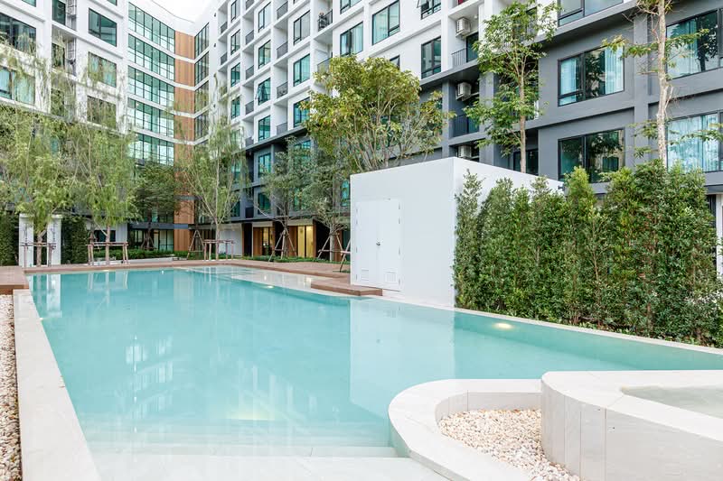 Chatpetch Park : ฉัตรเพชร ปาร์ค