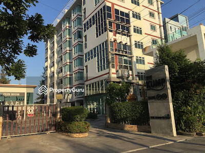 - The Kump Condominium Building F,G