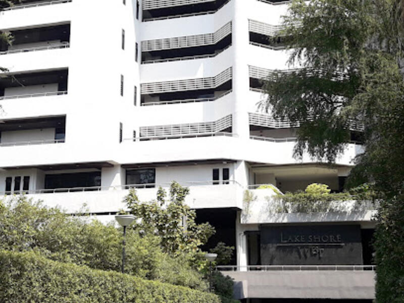 ขาย - Lakeshore West Condominium Nichada Thani : เลคชอร์ เวสต์ คอนโดมิเนียม นิชดาธานี, นนทบุรี