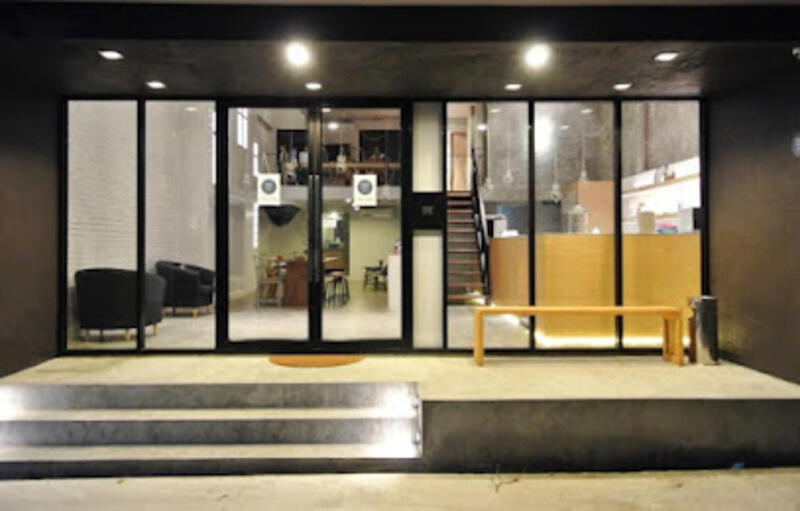 For Rent - Apartment Building 220 Sukhumvit Soi 1, Bangkok