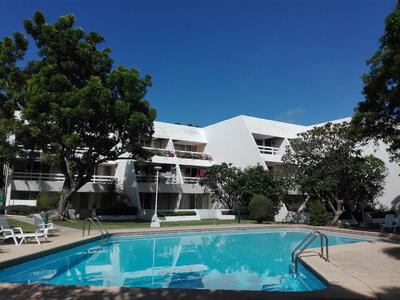 - Bang Saray Condominium