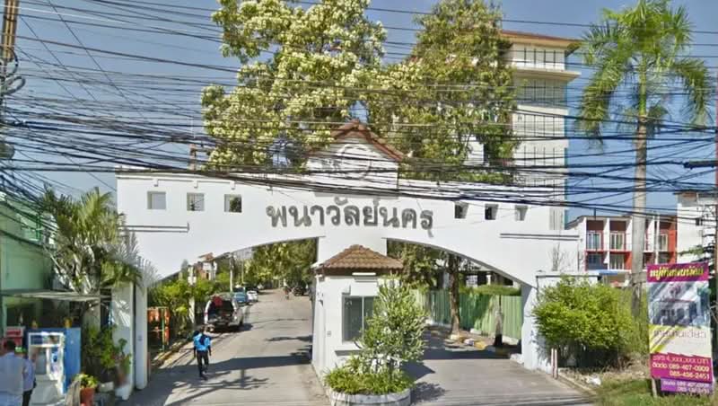 Phanawan Nakhon, Chon Buri (Pattaya), 65 Soi Uunsod, Nong - Kham, Si Racha, Chon Buri (Pattaya), 3 Bedrooms, 200 sqm, Townhouse For Sale, by A House Property Co.,Ltd., 500369196 - DDproperty.com