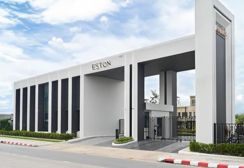 ESTON Latkrabang-Suvarnabhumi, Bangkok, 788, Thab Yao, Lat Krabang, Bangkok, 3 Bedrooms, 120 sqm, Townhouse For Rent, by Sunitra Sachdev, 500531643 - DDproperty.com