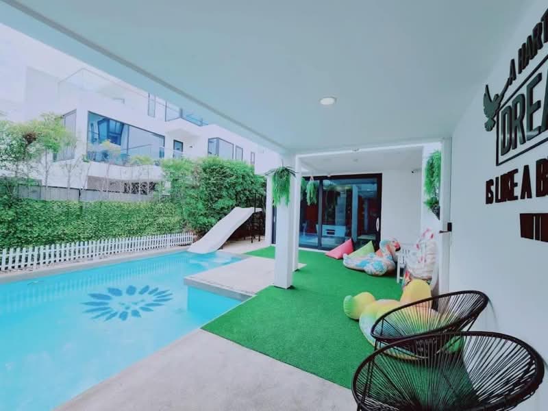 Palm Spring Villas