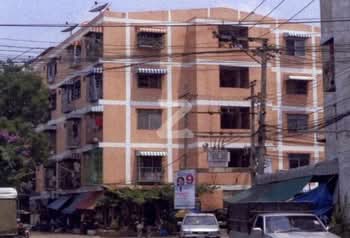 Phonthaweewat Condotown Phrapradaeng