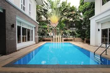 Sukhumvit 36 Garden Village