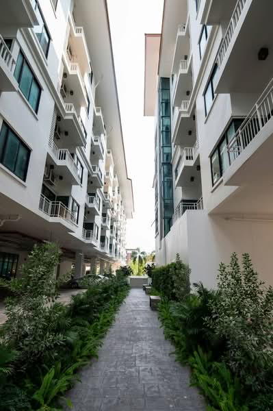 Prayaa Wellness Bangsaen Beachfront : พระยา เวลเนส บางแสน บีชฟรอนต์, ชลบุรี, ถนน บางแสนล่าง, แสนสุข, เมืองชลบุรี, ชลบุรี, 47 ตร.ม., คอนโด ให้เช่า, โดย Paula ., 500435414 - DDproperty.com